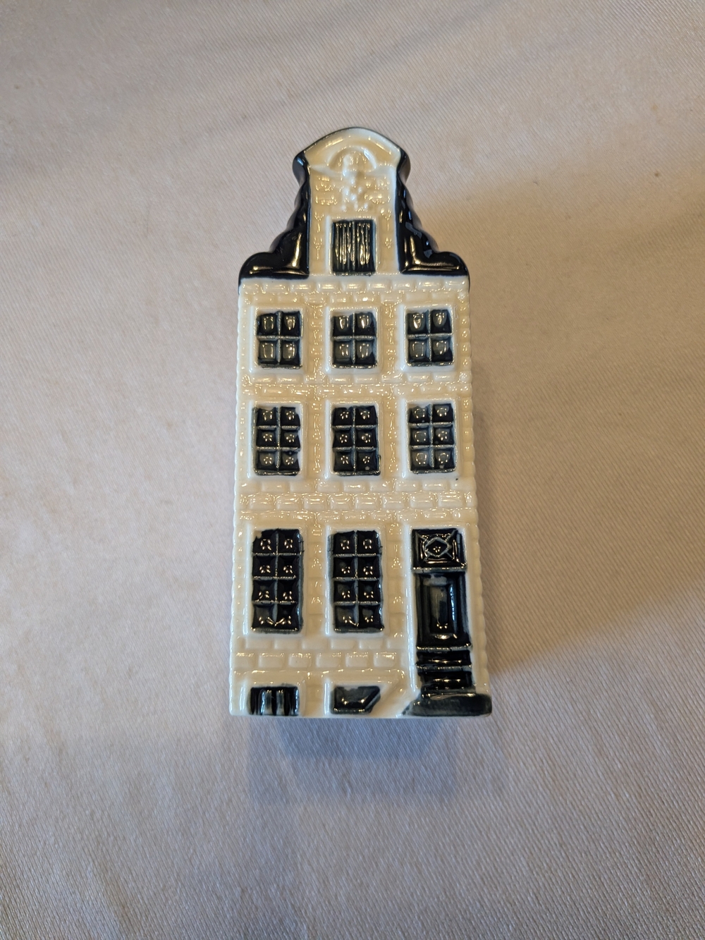 KLM Holland Royal Blue Delft House #59 2026 With Bols